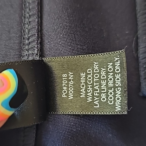 BETABRAND Pull On Dress Yoga Stretch Pants Navy Size Medium - Picture 13 of 13